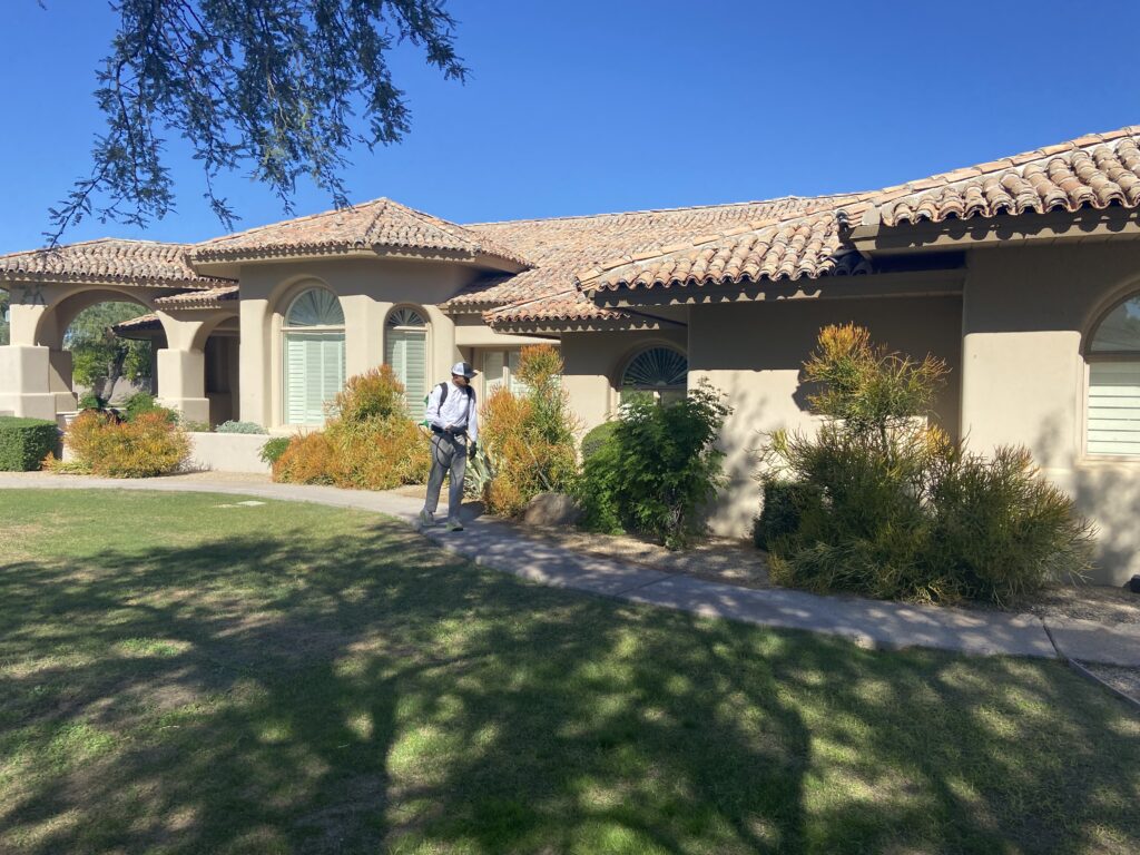 Pointe Pest Control technician