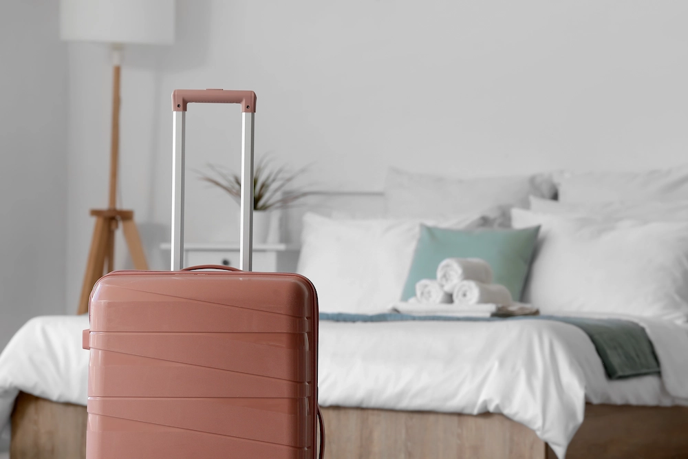 Prevent bed bugs; hotel room